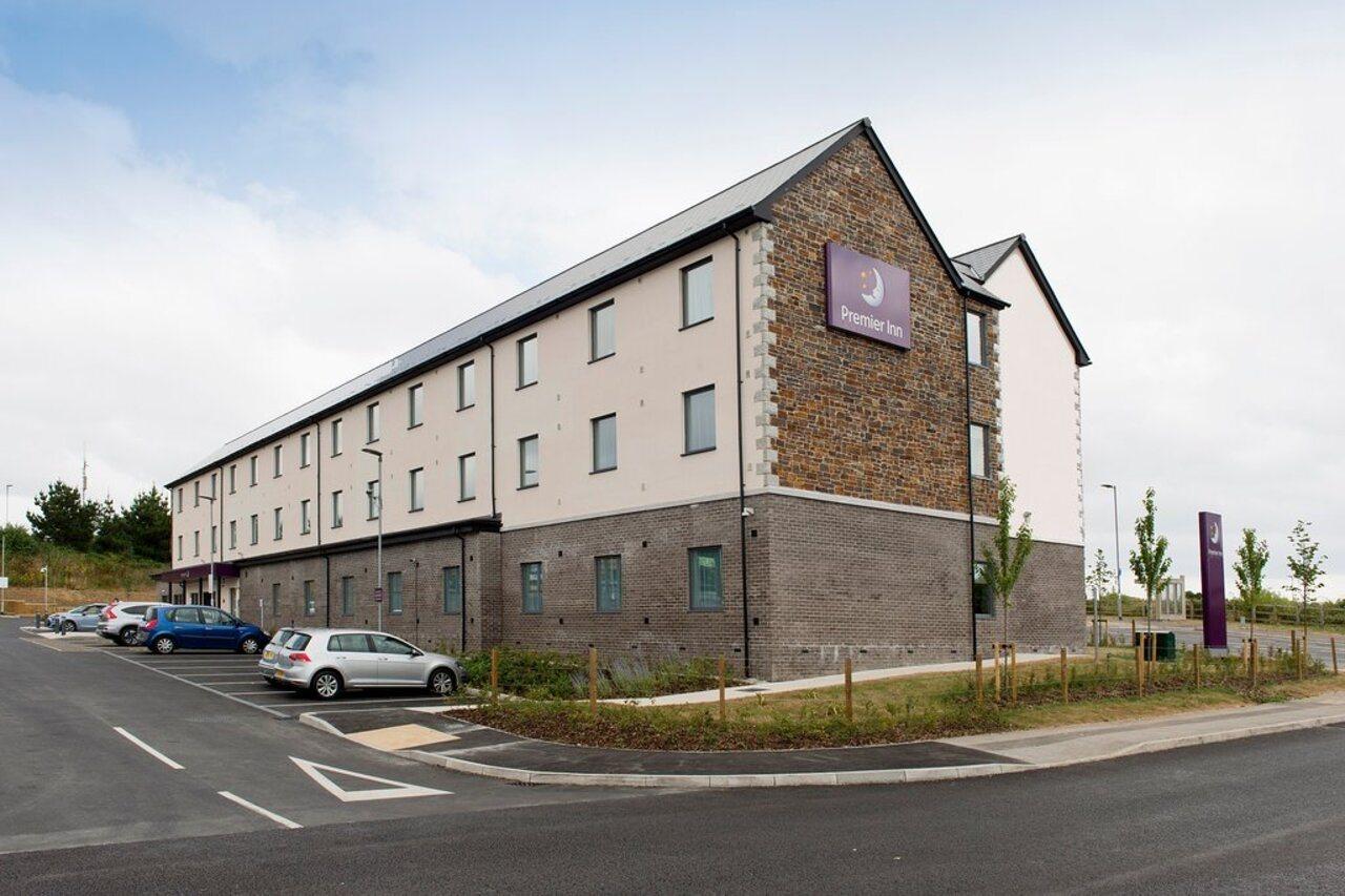 Premier Inn Premier Inn Wadebridge Esterno foto